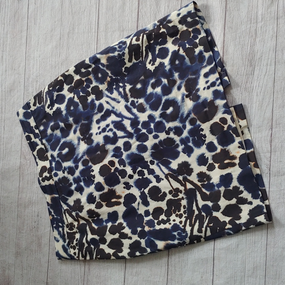 ANN TAYLOR WATERCOLOR ABSTRACT PENCIL SKIRT